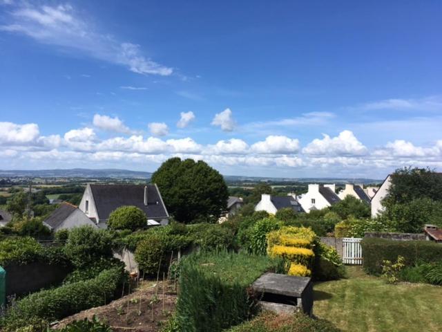 Sur Les Hauteurs De Locronan Exterior photo